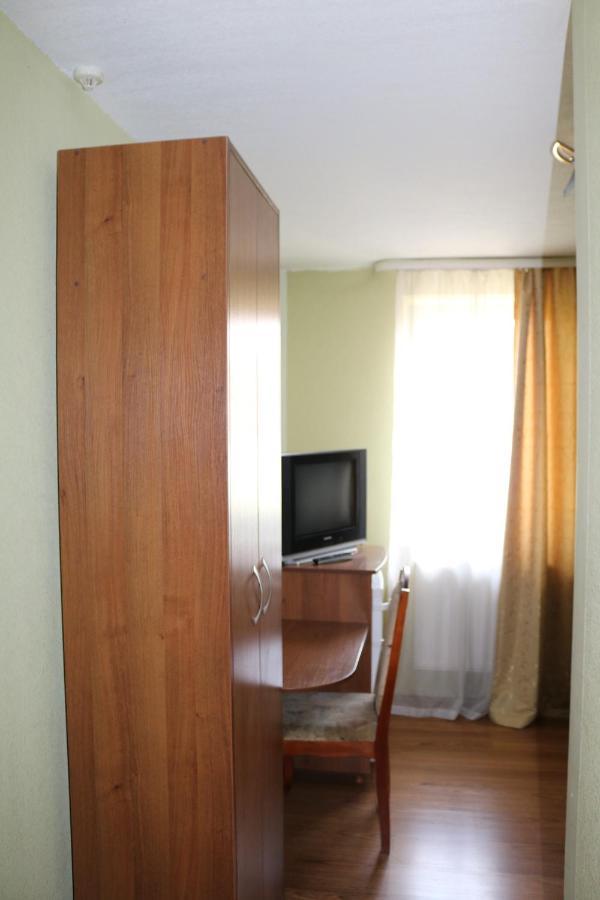 Готель ***Феєрія Tyachiv Extérieur photo