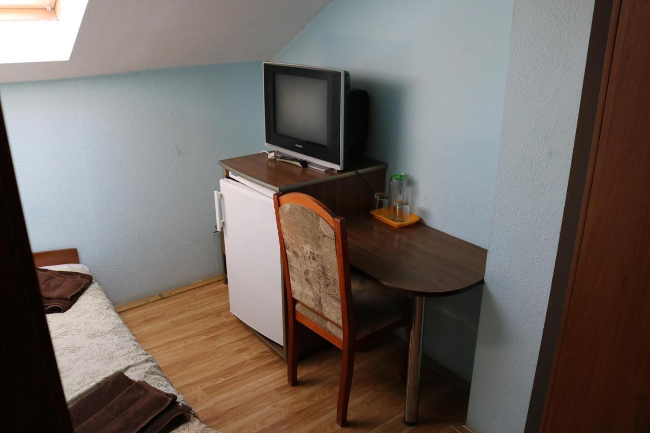 Готель ***Феєрія Tyachiv Extérieur photo