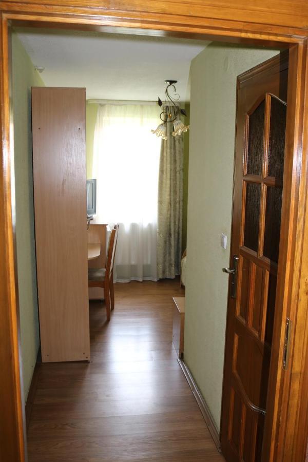 Готель ***Феєрія Tyachiv Extérieur photo