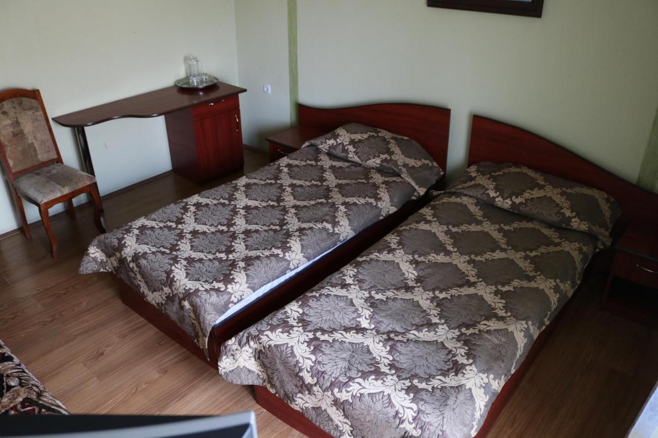 Готель ***Феєрія Tyachiv Extérieur photo
